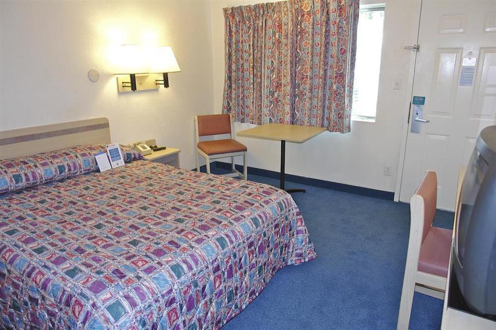 Motel 6-Denver, Co - Airport Стая снимка